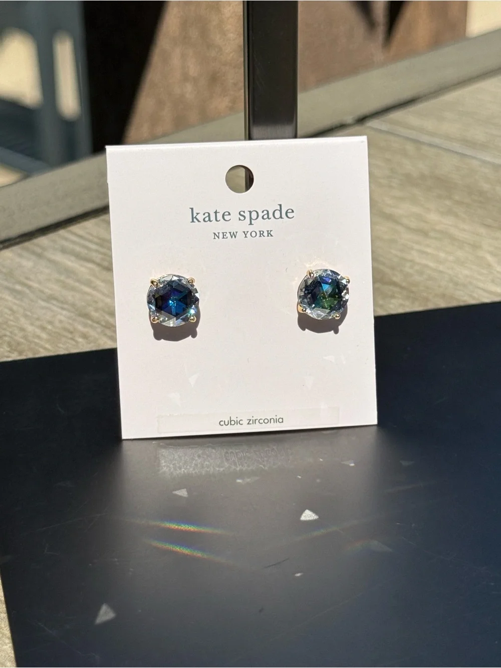 NWT Kate Spade Bright Ideal Round Stud Earrings Jet Midnight Gold Plated